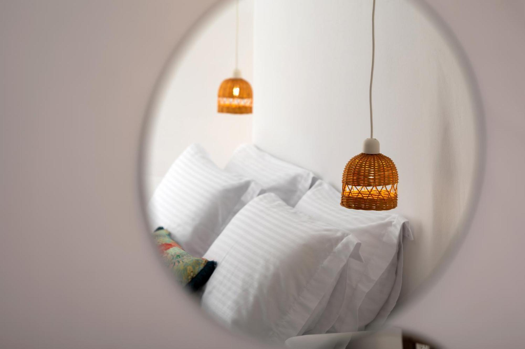 Deep Cave Suites Kontochori ฟิรา ภายนอก รูปภาพ